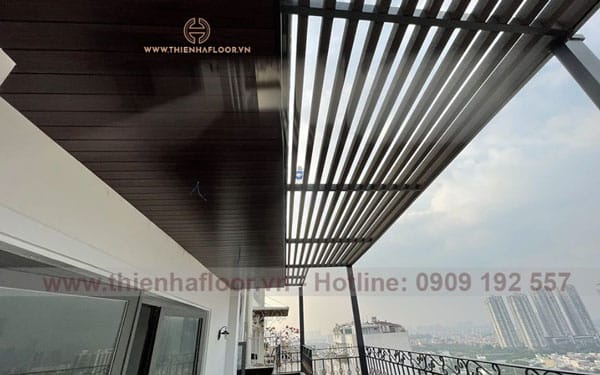 Outdoor Luxwall Box Slat System Installation Project
