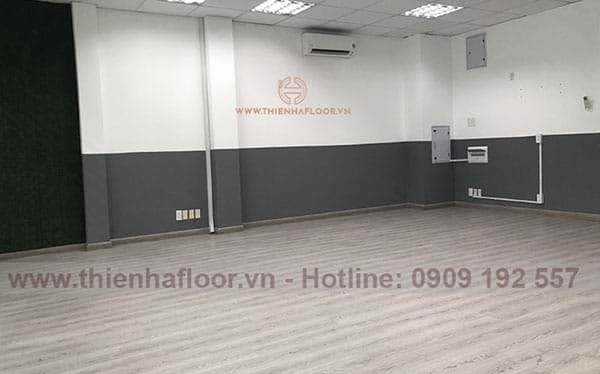 Thi công sàn gỗ Rebsun tại Bình Thạnh