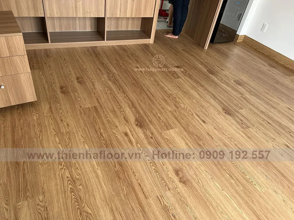 Installation of Aimaru 4222 Click-lock Vinyl Flooring