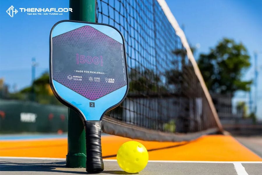 Differences Between Indoor and Outdoor Pickleball Courts 5