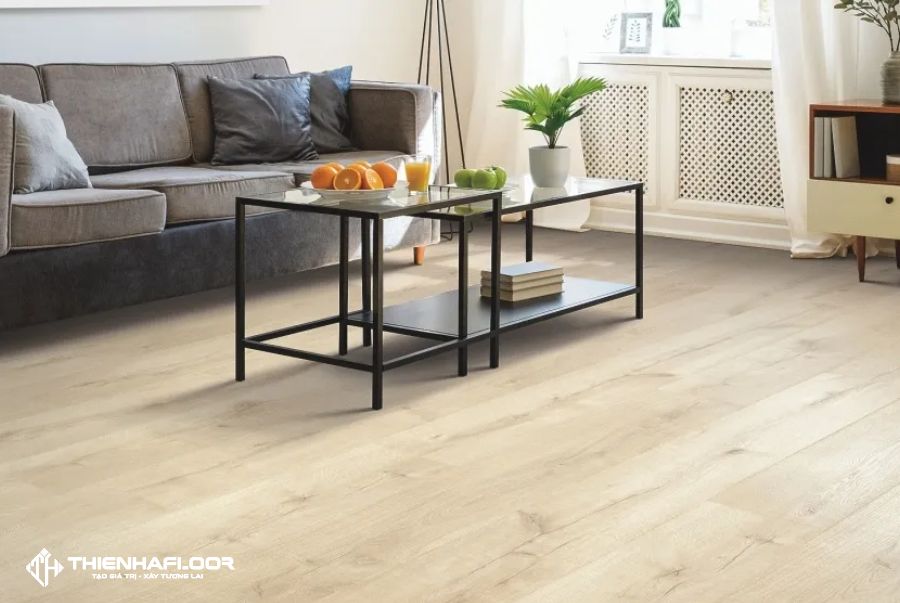 Sàn Nhựa Dán Keo Trong Phòng Khách