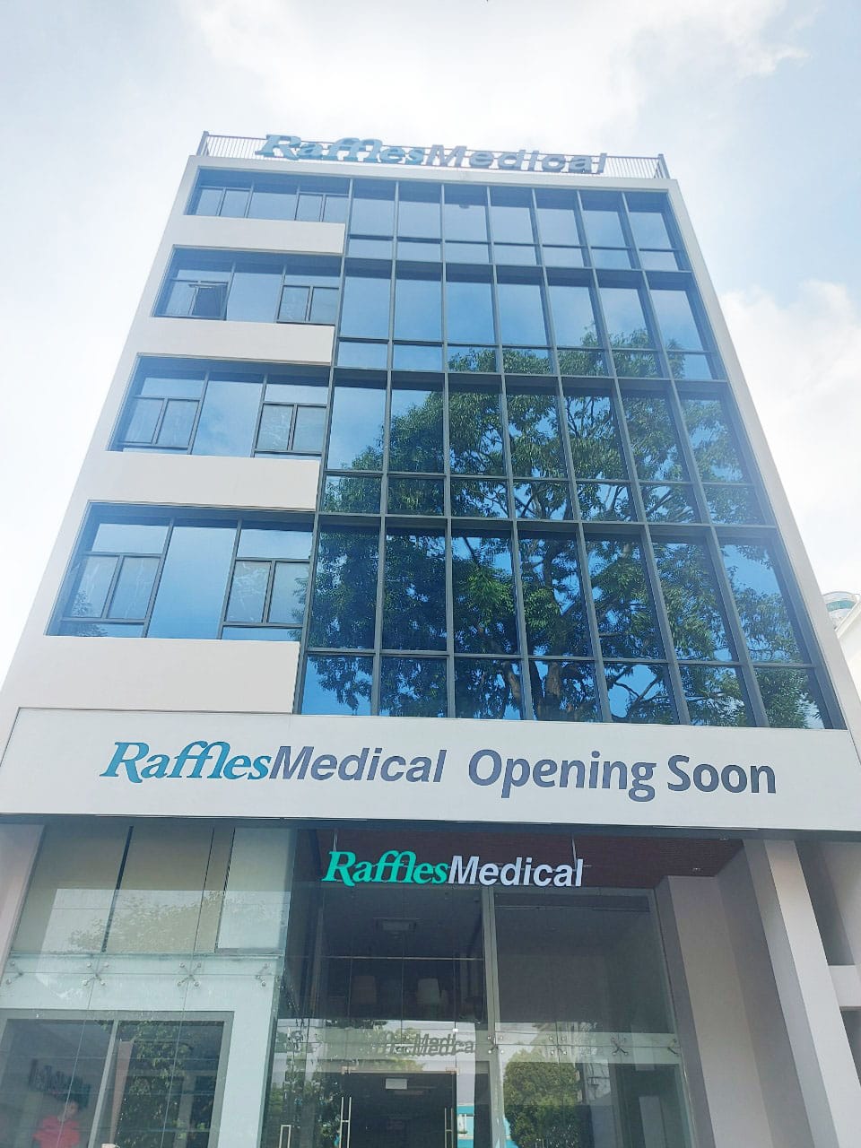 RAFFLES & AIH Clinic
