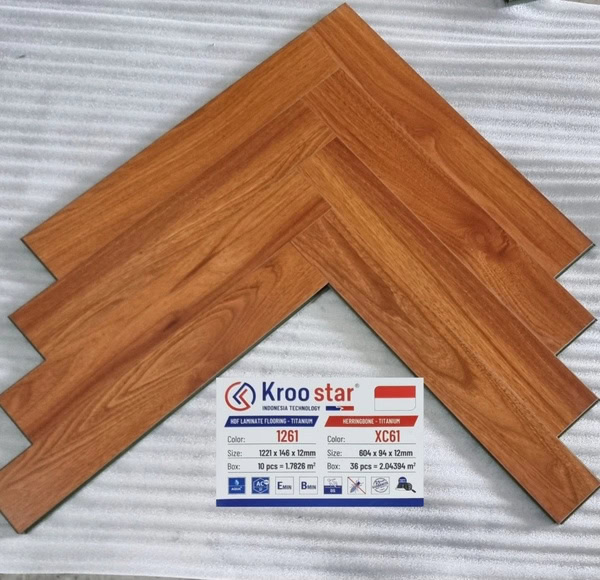 Sàn Gỗ Xương Cá KrooStar XC61