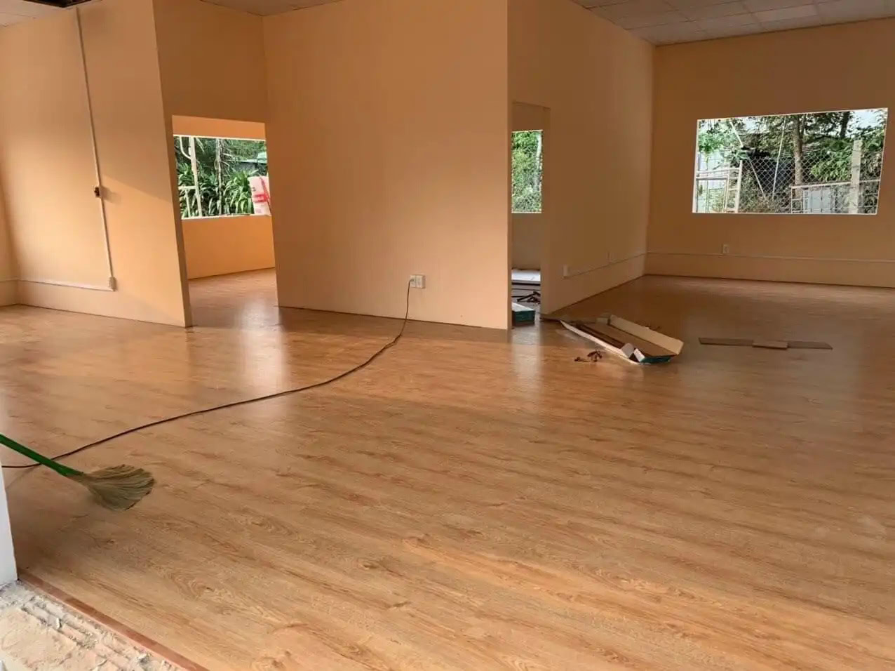 ShopHouse SH118 Laminate Flooring