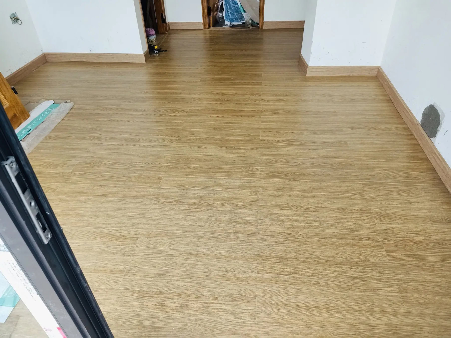 ShopHouse SH300-39 Laminate Flooring