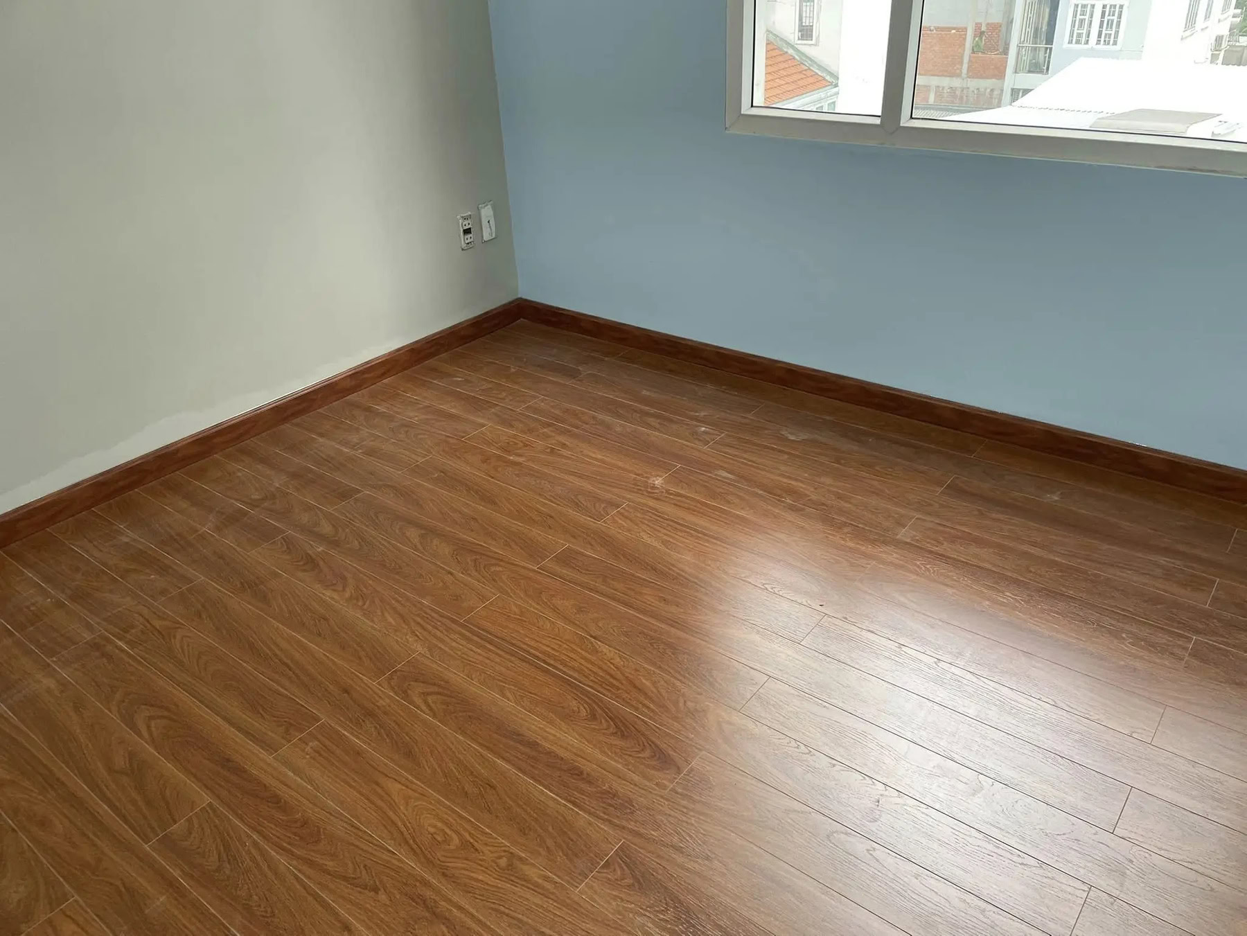 ShopHouse SH300-79 Laminate Flooring