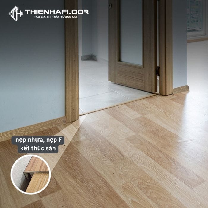 Nẹp kết thúc sàn nhựa ở cửa ra vào
