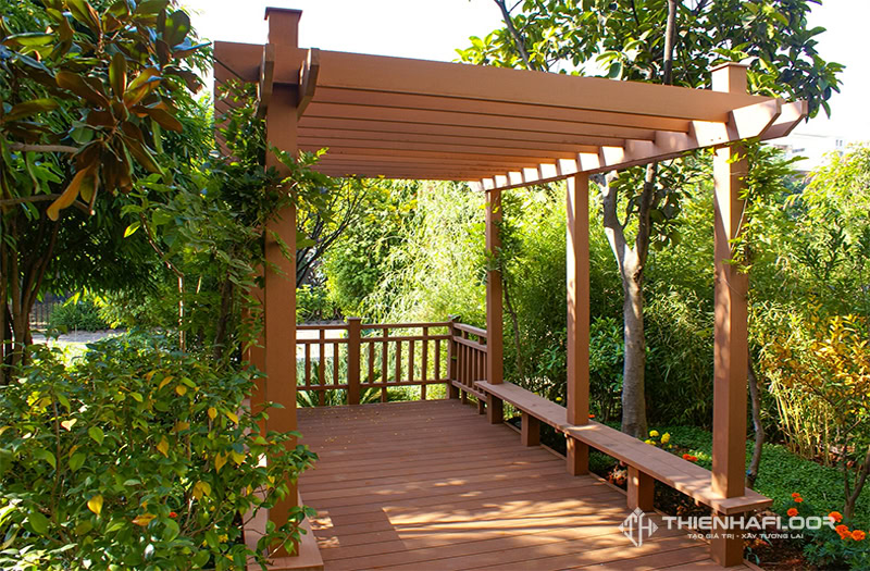 Giàn Hoa Pergola Bằng Lam Gỗ Nhựa Composite