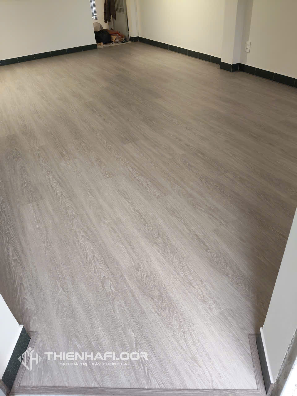 Sàn nhựa giả gỗ Galaxy Eco Premium W255 cho chung cư Q.1