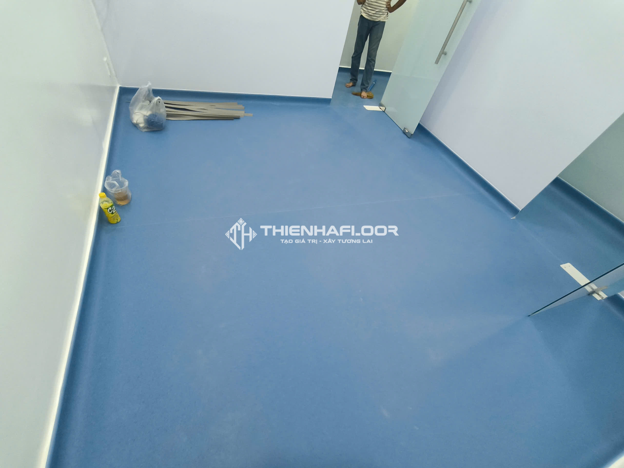 Sàn nhựa kháng khuẩn Gerflor Mipolam Comet 2607 tại phòng khám Sàn nhựa kháng khuẩn Gerflor Mipolam Comet 2607 tại phòng khám