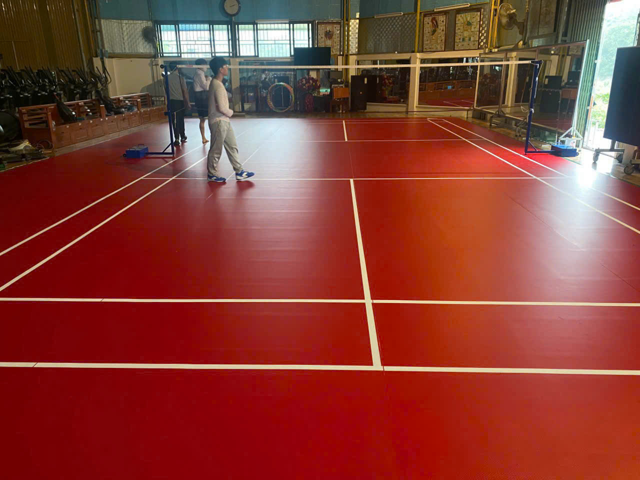 IBTFLOR 9909 Sports Vinyl Roll Flooring